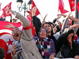 فقر و بیکاری بار دیگر آتش نا‌آرامی را در تونس شعله‌ور کرد
