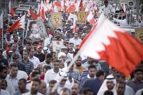 تظاهرات بحرینی‌ها در محکومیت مداخله نظامی عربستان در این کشور