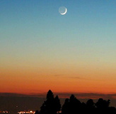 گزارش ستاد استهلال دفتر مقام معظم رهبری از رؤیت هلال ماه رمضان