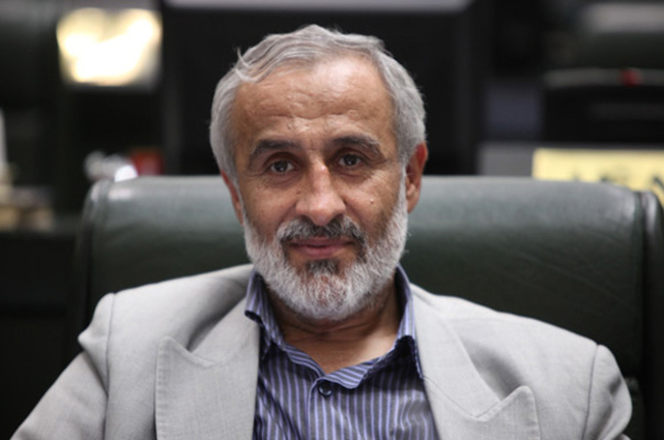 نادران: لاریجانی در دوره بعدی مجلس رقیب جدی برای ریاست ندارد
