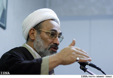 تقویت مساجد راهی میان‌بر برای حفظ انقلاب اسلامی است