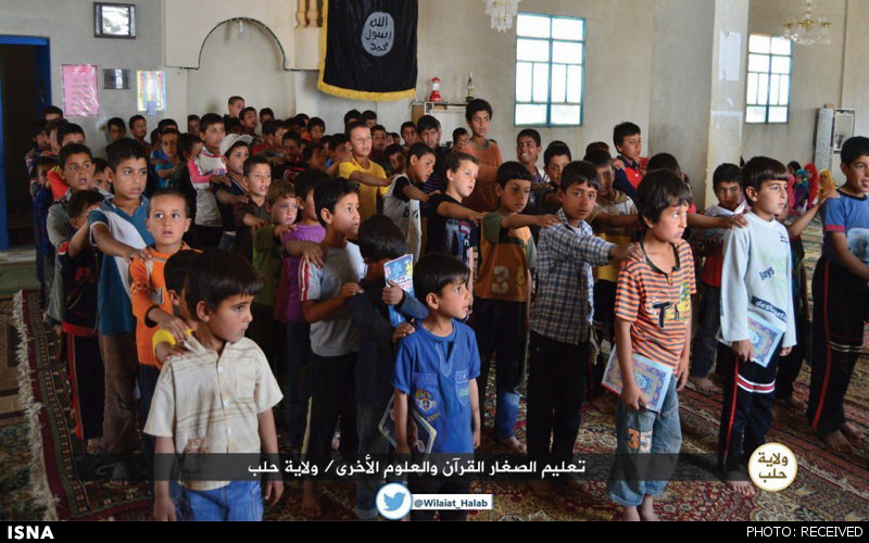 تاسیس مدرسه "بن‌لادن" برای ترویج شریعت داعش در سوریه