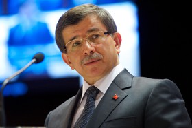 تایید احمد داوود اوغلو به عنوان نخست‌وزیر جدید ترکیه