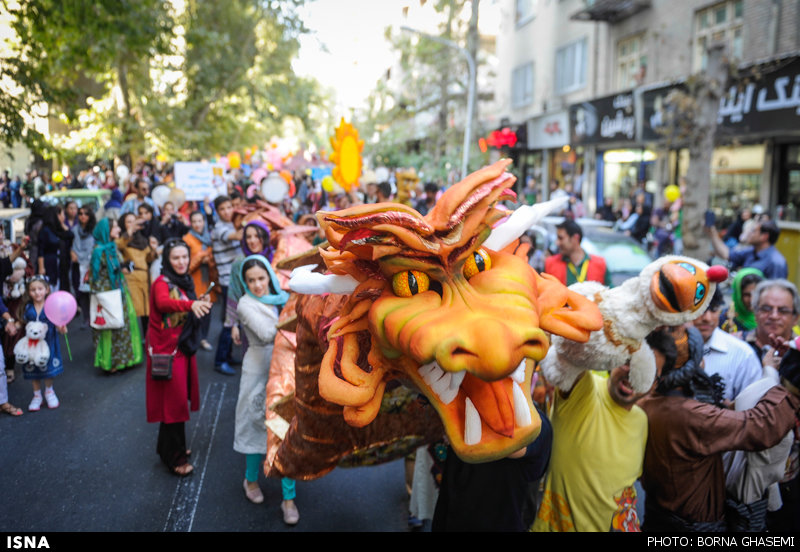 افتتاحیه پانزدهمین جشنواره تئاتر عروسکی جشنواره تئاتر عروسکی