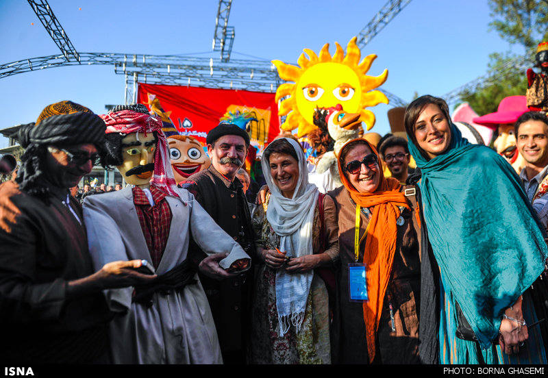 افتتاحیه پانزدهمین جشنواره تئاتر عروسکی جشنواره تئاتر عروسکی