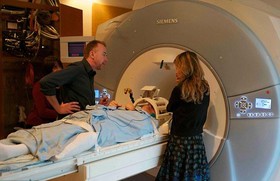 واکنش یک بیمار نباتی به فیلم «هیچکاک» با تکنیک مغزی