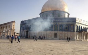 حمله صهیونیست‌ها به نمازگزاران فلسطینی در مسجد الاقصی