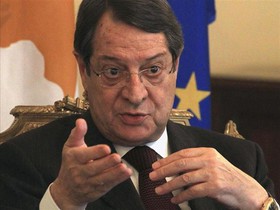 رییس‌جمهور قبرس یونانی‌نشین گفت‌وگو‌های اتحاد را به حالت تعلیق درآورد