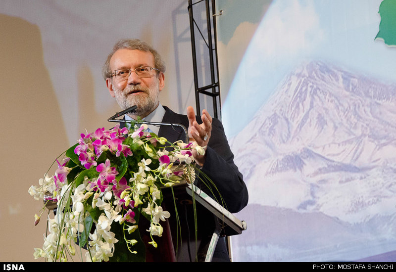 لاریجانی: اینکه ایران به خاطر تحریم پای میز مذاکره آمده دروغی بزرگ است