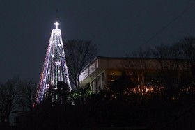 بازسازی "برج کریسمس" در کره جنوبی با وجود اخطارهای کره شمالی
