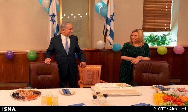 انتشار عکس جشن تولد نتانیاهو در توییتر/نتانیاهو: درحال حاضر نیازی به انتخابات نداریم