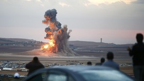 ترکیه مواضع کردها در کوبانی را بمباران کرد/ تکذیب توافق کردها با ارتش آزاد سوریه