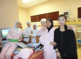 1415013654485_saudi nurses.jpg