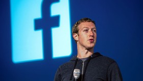 1415520380763_GTY_mark_zuckerberg_facebook_sk_131031_16x9_992.jpg