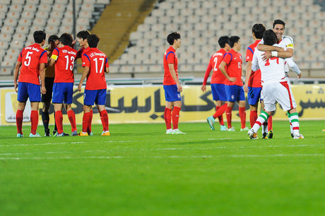 دیدار فوتبال تیم‌های ملی ایران و کره جنوبی 