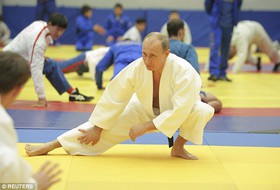مردم روسیه پوتین را "مرد سال" می‌دانند