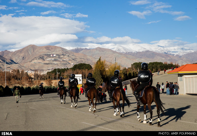  تصاویر: یگان ویژه اسب سوار در بازی پرسپولیس و استقلال