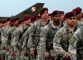فرمانده نیروهای آمریکا در افغانستان: ما باید سال‌ها در این کشور بمانیم