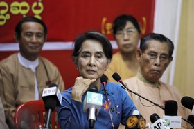 آنگ سان سوچی ترور پدرش در 1947 را از عوامل تغییر در میانمار خواند