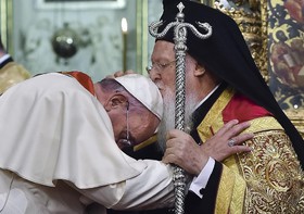 همبستگی با ارتدوکس‌ها در پایان سفر پاپ به ترکیه