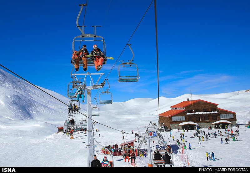  اسکی بازی در پیست توچال تهران +تصاویر
