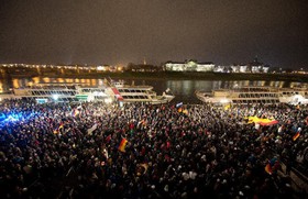 برگزاری بزرگترین تظاهرات اعتراضی راست‌های آلمان در درسدن