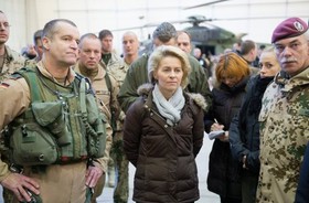 وزیر دفاع آلمان وارد افغانستان شد