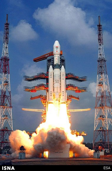 بزرگترین موشک هند با موفقیت به فضا پرتاب شد