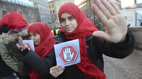 تظاهرات سراسری در سوئد علیه حمله به مساجد مسلمانان