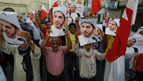 تظاهرات بحرینی‌ها برای آزادی فوری دبیر کل جمعیت الوفاق