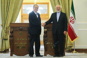 تاکید وزیران خارجه ایران و قبرس بر توسعه همکاری‌ها