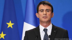والس: فرانسه نباید به دست حزب افراطی "جبهه ملی" بیفتد