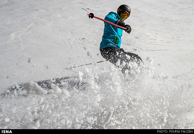 طلای اسکی آسیا بر گردن حسین ساوه شمشکی