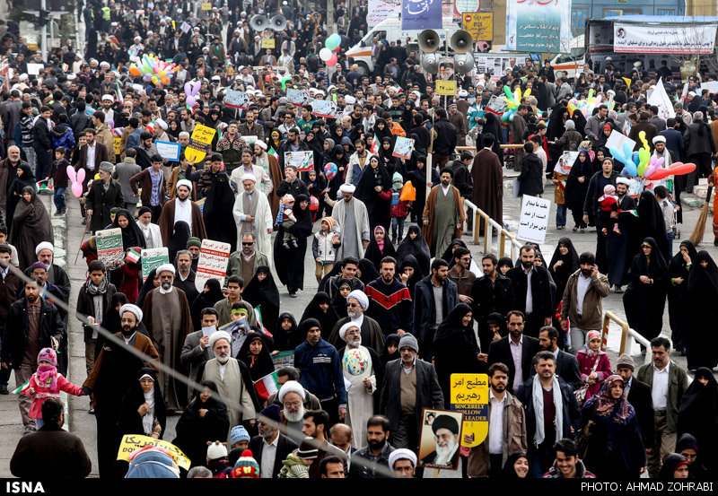 حضور مراجع تقلید و علما در راهپیمایی 22 بهمن