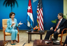 دیدار پلوسی با وزیرخارجه کوبا