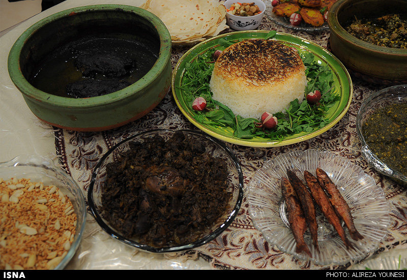 جشنواره غذاهای محلی در رشت