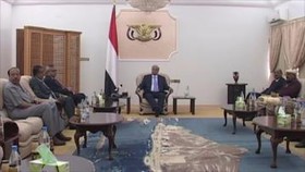 تلاش رئیس جمهور مستعفی یمن برای تشکیل دولت کوچک در عدن/ انصارالله: هادی کودتا کرده است