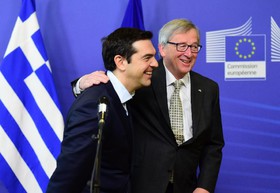 هشدار اتحادیه اروپا و آلمان درباره خروج یونان از حوزه یورو