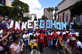 راهپیمایی حامیان دولت ونزوئلا در کوبا/ سفر مجدد دیپلمات آمریکایی به هاوانا