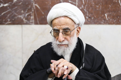 مراسم تشییع پیکر همسر آیت‌الله جنتی در تهران
