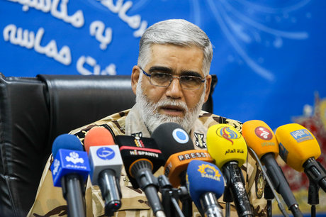 نشست خبری امیرسرتیپ احمدرضا پوردستان به مناسبت روز ارتش