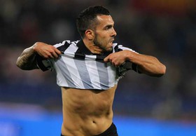 1428915946735_carlos-tevez-juventus-roma-serie-a-02032015_1m0v3ubgnwvno1927rxf0k2fbq.jpg