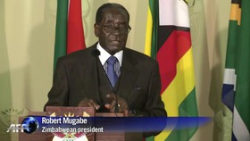 موگابه: دادگاه بین‌المللی کیفری جایی در آفریقا ندارد