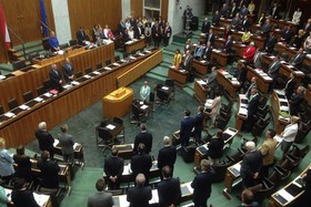 پارلمان اتریش کشتار ارامنه را "نسل کشی" خواند/ آنکارا سفیرش را فراخواند
