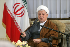 آیت الله هاشمی رفسنجانی: ایران امن، مزاحم هیچ کشوری نیست