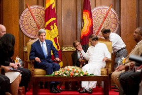 تاکید جان کری بر ادامه روند اصلاحات در سریلانکا