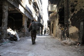 اجرای توافق خروج عناصر داعش از مناطق جنوبی دمشق و اردوگاه یرموک