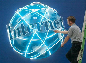اجرای پروژه ضربت برای پهنای باند اینترنت کشور