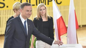 "آندژی دودا" رسماً رئیس‌جمهور لهستان شد