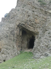کشف اجاق‌های دوران پارینه سنگی در کرمانشاه